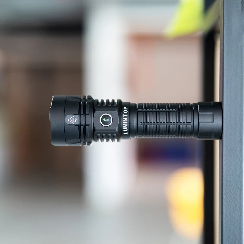 Lumintop W2 2-in-1 600 Lumen Outdoor Torch & COB LED Flashlight - Image 4
