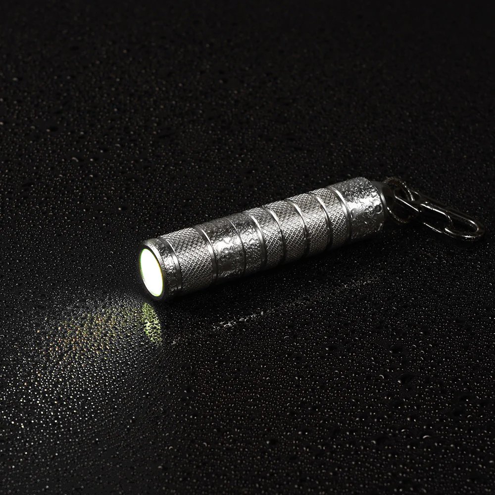 Lumintop Silver Fox 760 Lumens Magnetic EDC Flashlight Keychain Light - Image 8